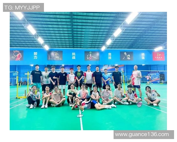 广州羽毛球队与成都羽毛球队赛后复盘分析团队配合与战术执行的关键因素