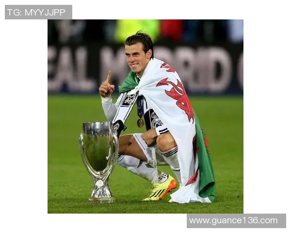 足球巨星贝尔的辉煌职业生涯与成就全景回顾