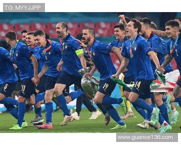 足球明星的独特魅力与成功背后的共同特征分析