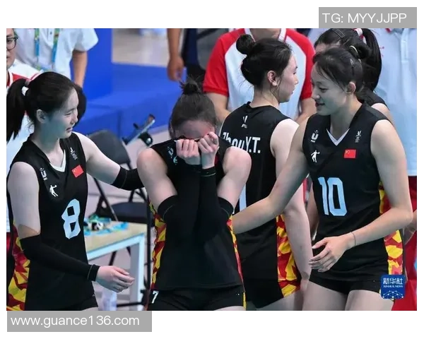 成都排球队在冠军赛中的强势表现与战术分析 成都排球队在冠军赛中的强势表现与战术分析