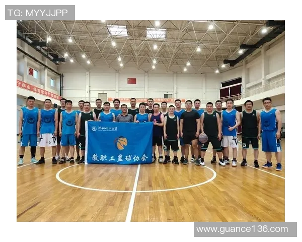 深圳篮球队引领最新篮球团队协作榜单前十名解析 深圳篮球队引领最新篮球团队协作榜单前十名解析